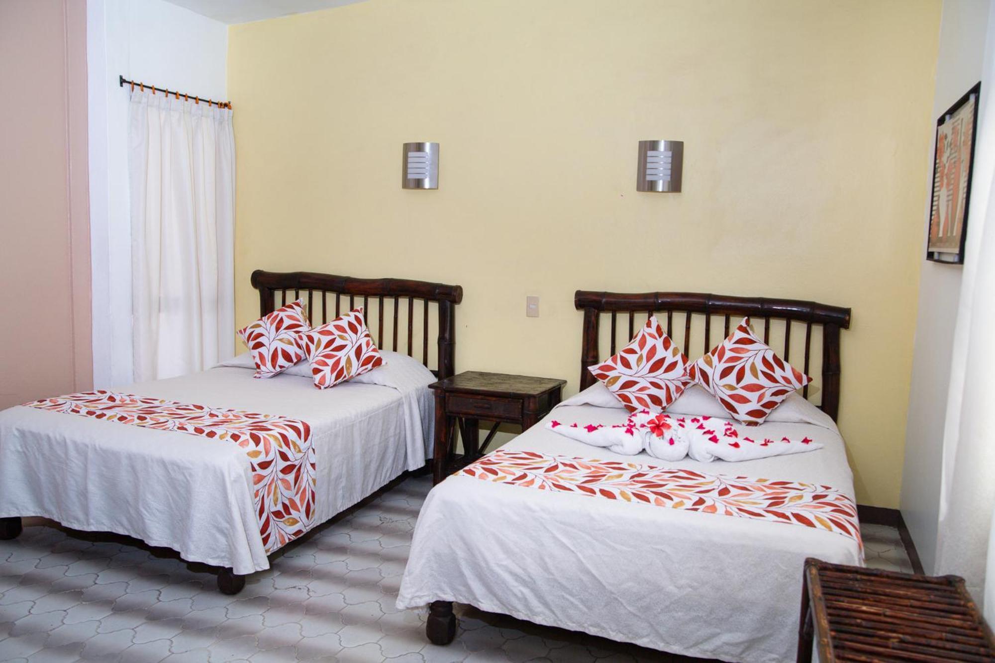 Hotel Zihua Caracol Zihuatanejo Kültér fotó
