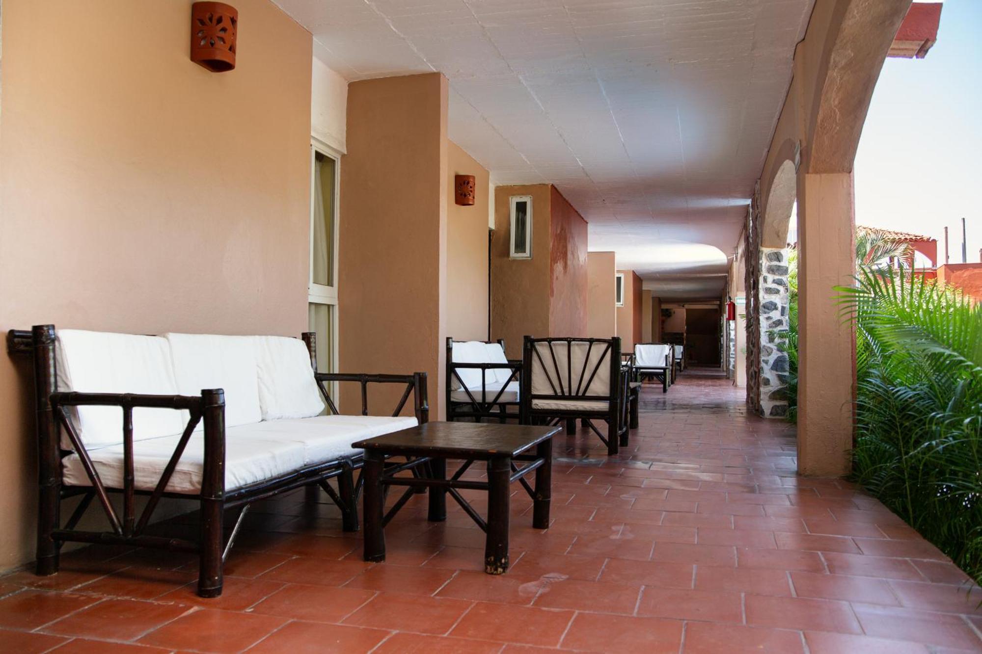 Hotel Zihua Caracol Zihuatanejo Kültér fotó