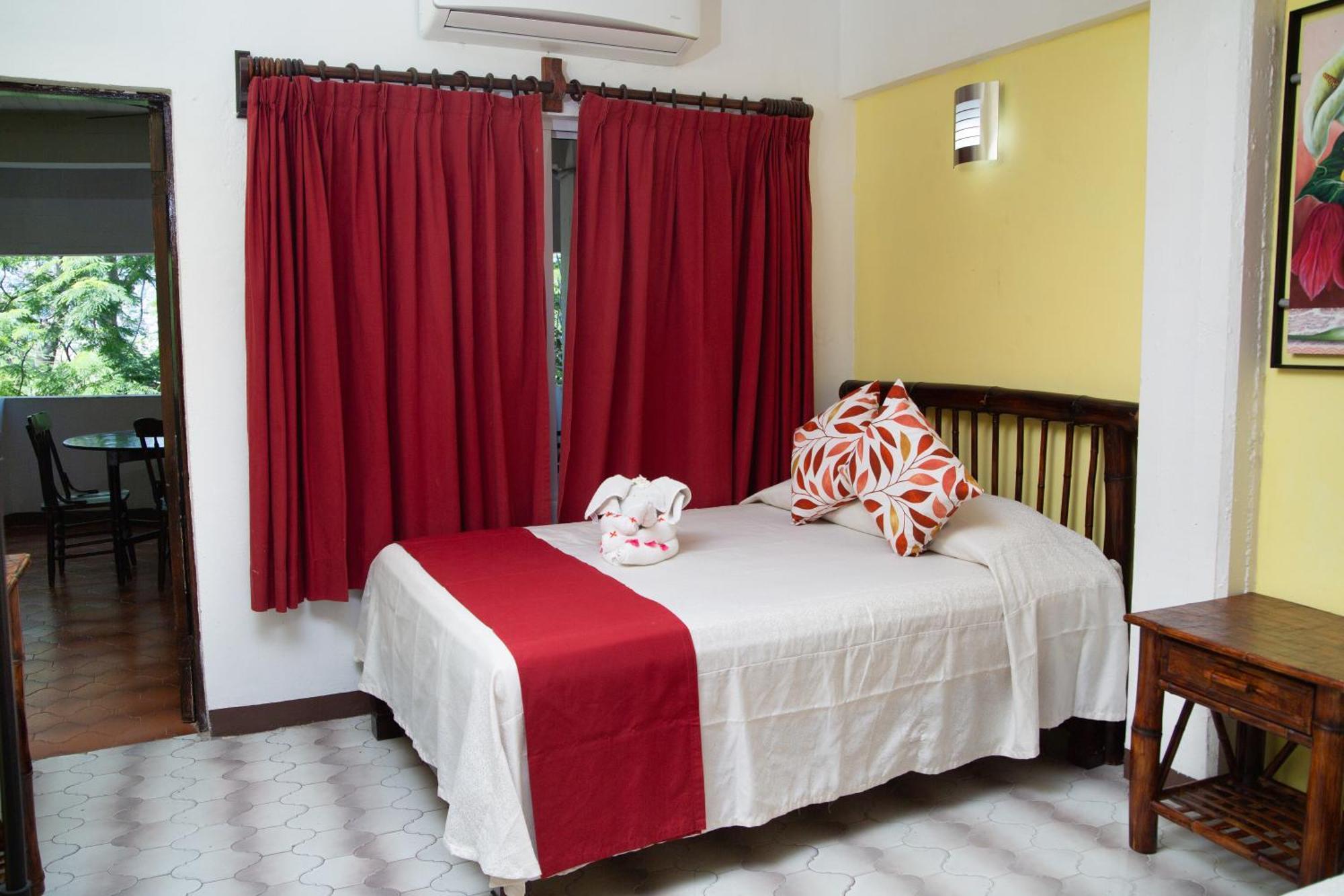 Hotel Zihua Caracol Zihuatanejo Kültér fotó
