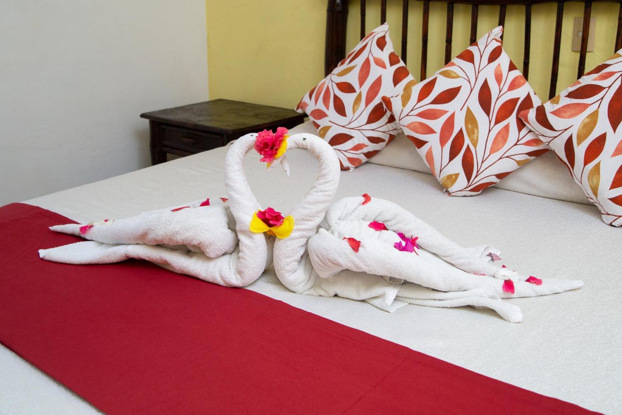 Hotel Zihua Caracol Zihuatanejo Kültér fotó