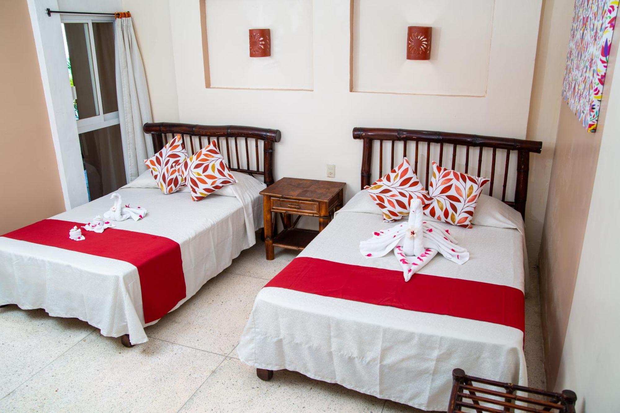Hotel Zihua Caracol Zihuatanejo Kültér fotó